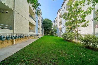 720 W 4th #305, Long Beach, CA 90802 - Photo 40