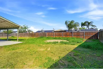 1921 S Kerckhoff Way, Hanford, CA 93230 - Photo 24
