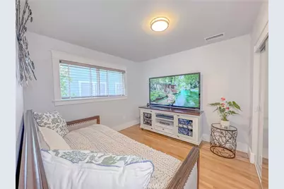 4032 Elmwood Court, Riverside, CA 92506 - Photo 18