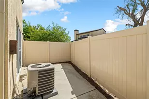 282 Parkview Dr, Lake Elsinore, CA 92530 - Photo 30