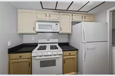246 E Fern, Redlands, CA 92373 - Photo 8