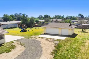 21725 Pinewood, Perris, CA 92570 - Photo 60