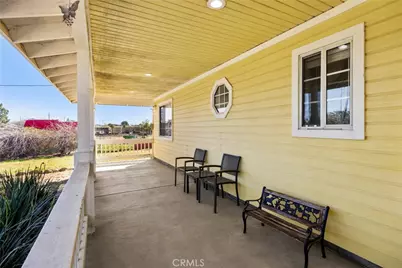 21725 Pinewood, Perris, CA 92570 - Photo 8