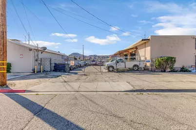 68361 Kieley, Cathedral City, CA 92234 - Photo 2