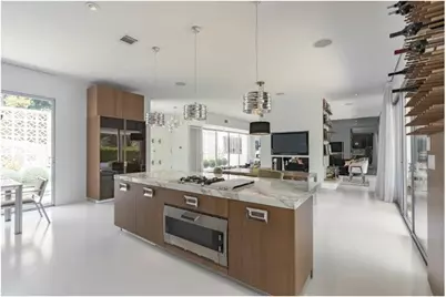 1030 San Rafael Ln, Pasadena, CA 91105 - Photo 16