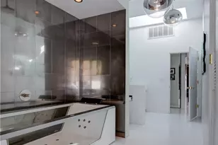 1030 San Rafael Ln, Pasadena, CA 91105 - Photo 30