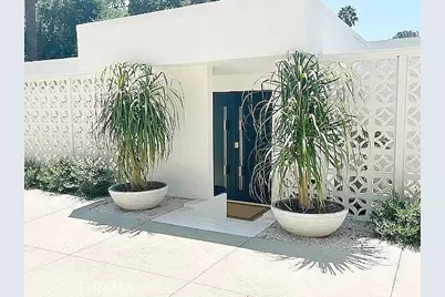 1030 San Rafael Ln, Pasadena, CA 91105 - Photo 2