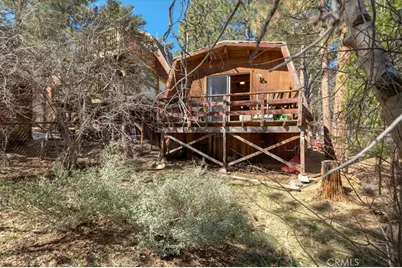 813 Cedar Lane, Sugarloaf, CA 92386 - Photo 18