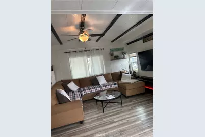 1097 N State #186, Hemet, CA 92543 - Photo 2