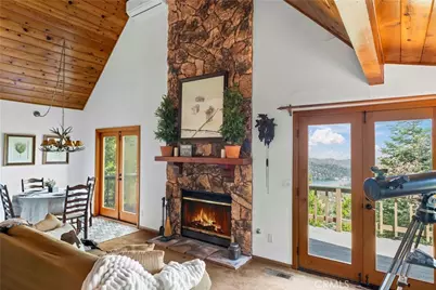 24950 Highland Drive, Crestline, CA 92325 - Photo 2
