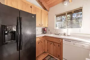 41789 Comstock, Big Bear Lake, CA 92315 - Photo 20