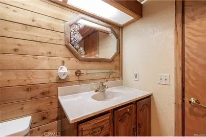 846 Menlo, Big Bear Lake, CA 92315 - Photo 18