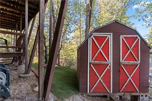 309 Castle Gate Rd, Lake Arrowhead, CA 92352 - Photo 42