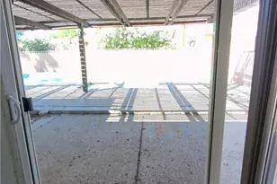 65940 5th St, Desert Hot Springs, CA 92240 - Photo 12