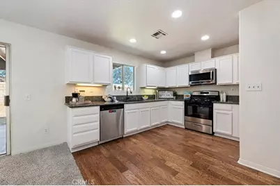 308 Avenue 6, Lake Elsinore, CA 92530 - Photo 8