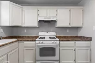 6845 Barcelona Way, Riverside, CA 92504 - Photo 8