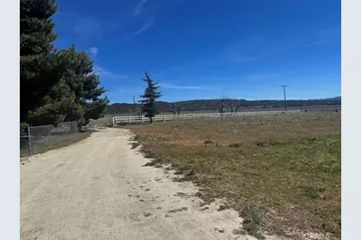 38275 Kirby, Anza, CA 92539 - Photo 24