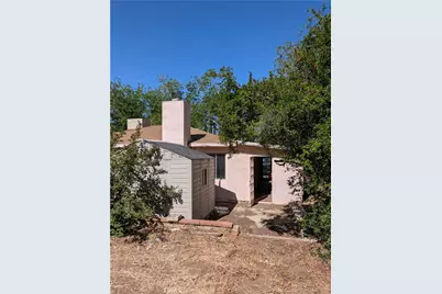 2112 2112 W Westward Ave, Banning, CA 92220 - Photo 2