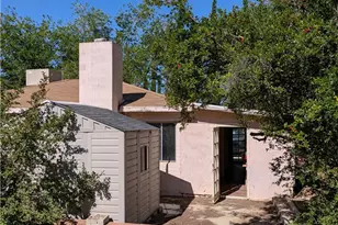 2112 2112 W Westward Ave, Banning, CA 92220 - Photo 2