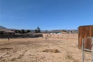 2112 2112 W Westward Ave, Banning, CA 92220 - Photo 4