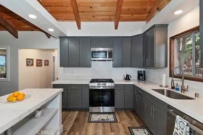 30573 Live Oak, Running Springs, CA 92382 - Photo 20