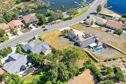 22253 Vacation, Canyon Lake, CA 92587 - Photo 4