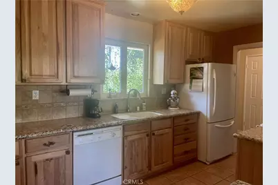 919 Chestnut Avenue, Redlands, CA 92373 - Photo 8