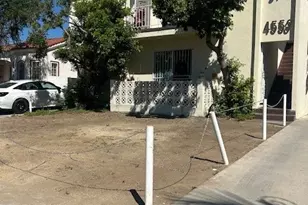 4553 W 17th, Los Angeles, CA 90019 - Photo 2