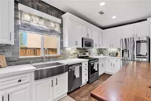 13817 Grant Way, Oak Hills, CA 92344 - Photo 10