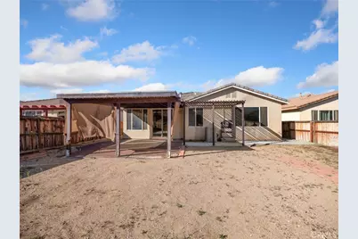 12357 Luna, Victorville, CA 92392 - Photo 32