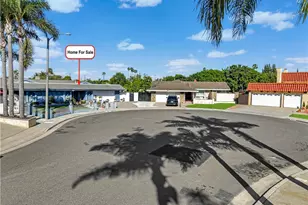 8131 Wenlock Cir, Huntington Beach, CA 92646 - Photo 4