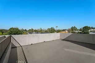 4322 N Serene Pl, Studio City, CA 91604 - Photo 24