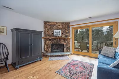 39177 Arapahoe Road, Fawnskin, CA 92333 - Photo 12