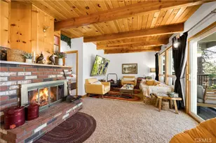 39563 Raccoon Dr, Fawnskin, CA 92333 - Photo 4