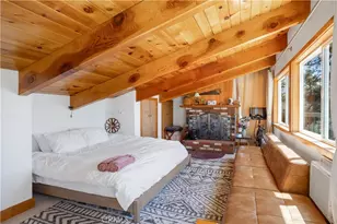 39563 Raccoon Dr, Fawnskin, CA 92333 - Photo 18