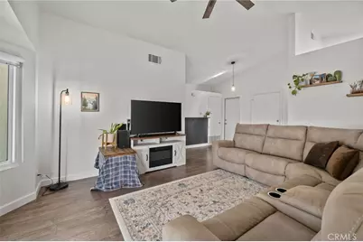 35662 Avenue H, Yucaipa, CA 92399 - Photo 4