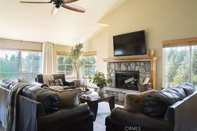 183 Chipmunk, Lake Arrowhead, CA 92352 - Photo 4