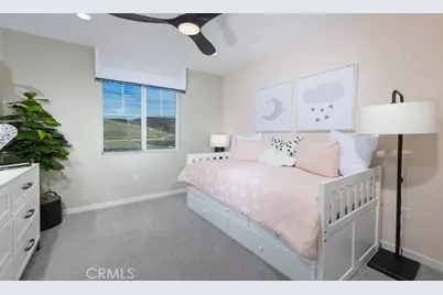 33221 Opal Glass Drive, French Valley, CA 92596 - Photo 12
