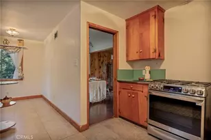 720 Rocky Loop, Crestline, CA 92325 - Photo 22