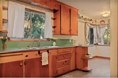 720 Rocky Loop, Crestline, CA 92325 - Photo 20