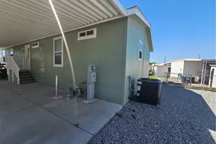 999 S Santa Fe Ave, San Jacinto, CA 92583 - Photo 8