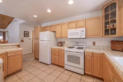 1030 Jasper, Big Bear City, CA 92314 - Photo 14