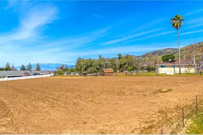 10022 Fremont, Yucaipa, CA 92399 - Photo 44