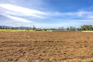 10022 Fremont, Yucaipa, CA 92399 - Photo 40