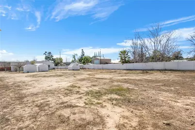 32376 Kentucky, Yucaipa, CA 92399 - Photo 28