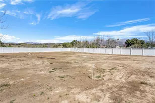 32376 Kentucky, Yucaipa, CA 92399 - Photo 22