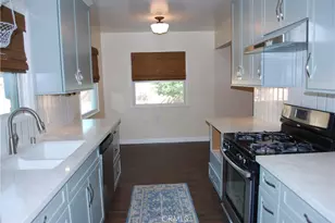 2498 Kellogg Park Dr, Pomona, CA 91768 - Photo 42