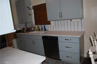 2498 Kellogg Park Dr, Pomona, CA 91768 - Photo 18