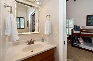 27821 Peninsula Dr, Lake Arrowhead, CA 92352 - Photo 24