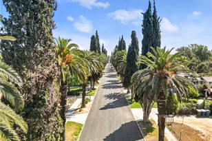 4390 Edgewood, Riverside, CA 92506 - Photo 32